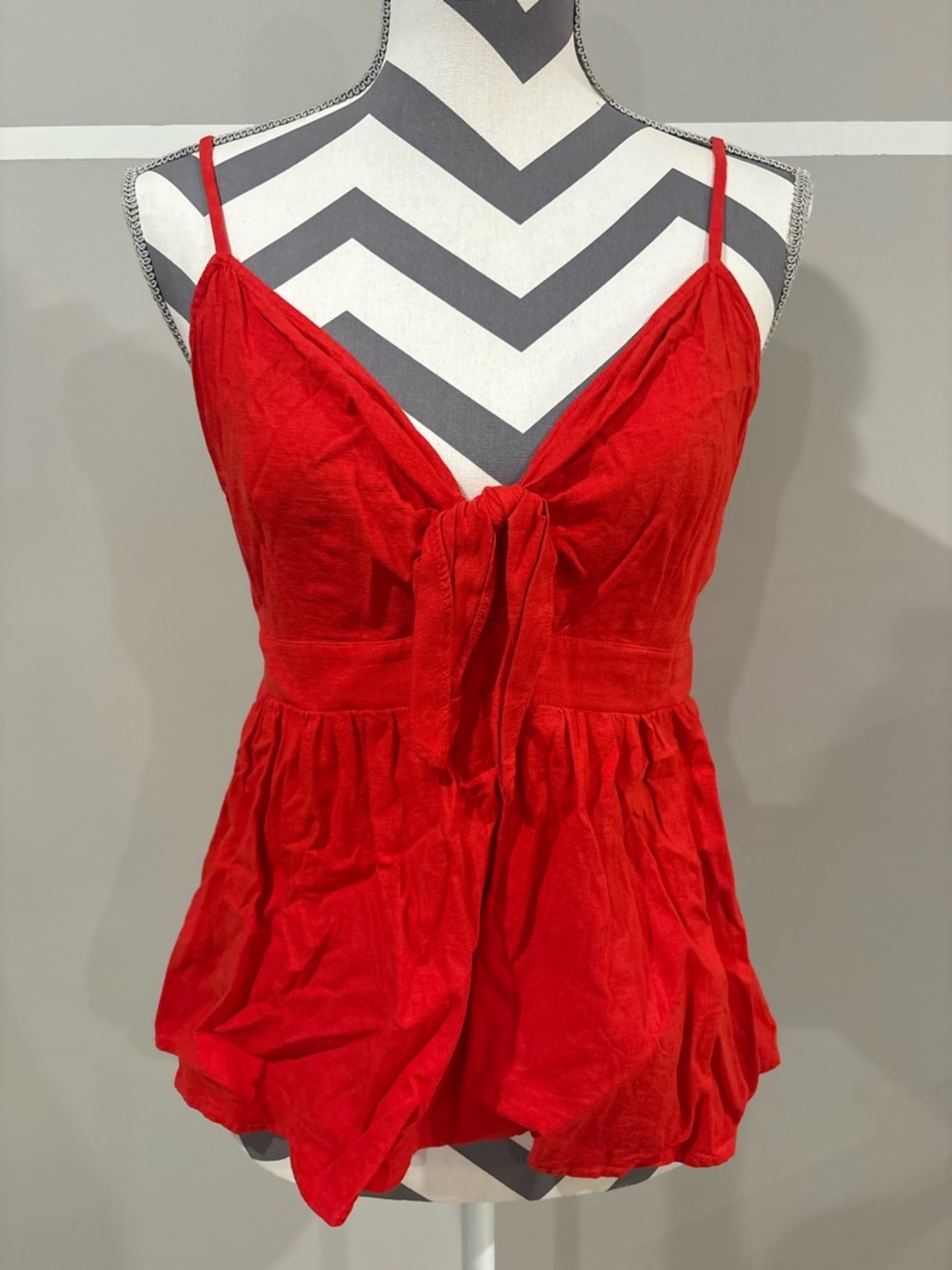 LOFT Red Tie-Front Spaghetti Strap Camisole - Picture 4 of 9